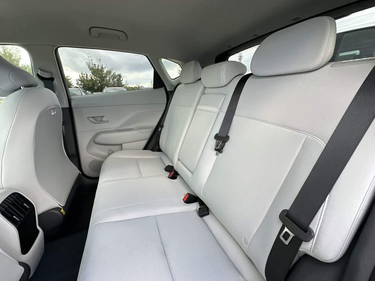 2026 Hyundai Kona SEL photo 21