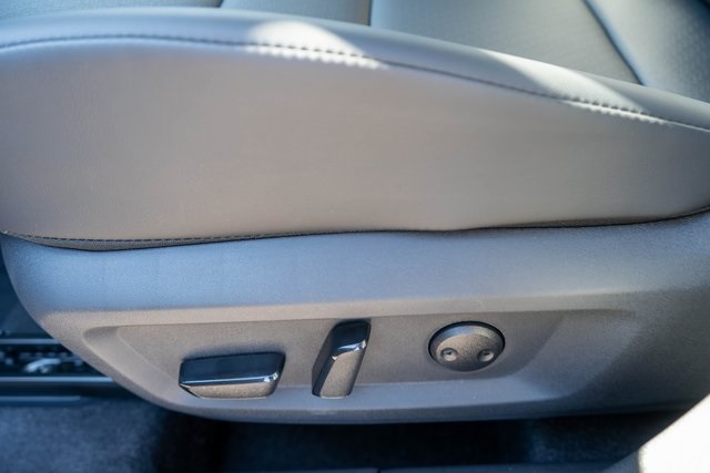 2026 Nissan Rogue SV photo 11