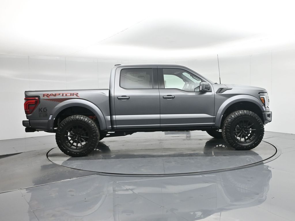 2025 Ford F-150 Raptor photo 25