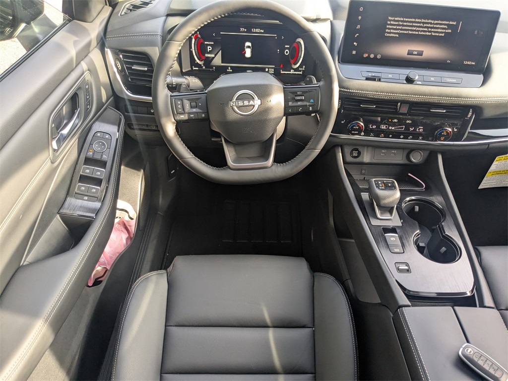 2025 Nissan Rogue SL photo 17