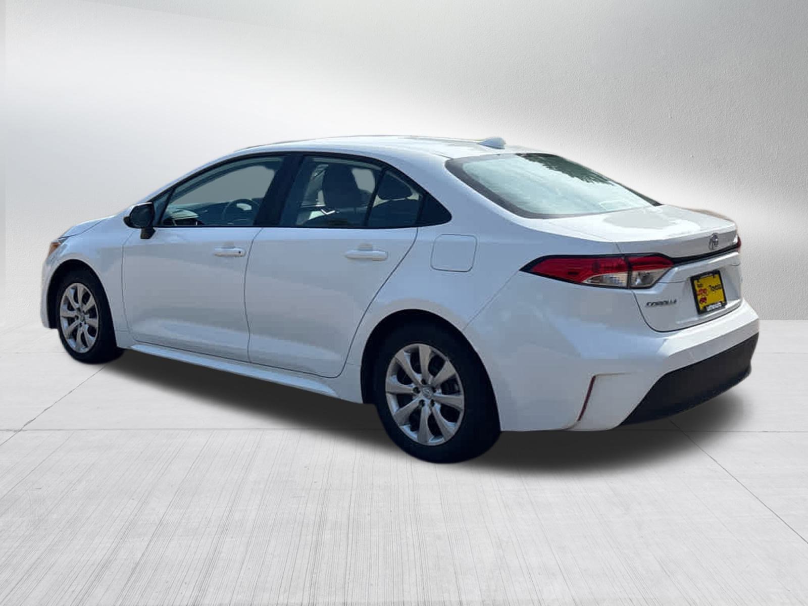 2024 Toyota Corolla LE photo 4