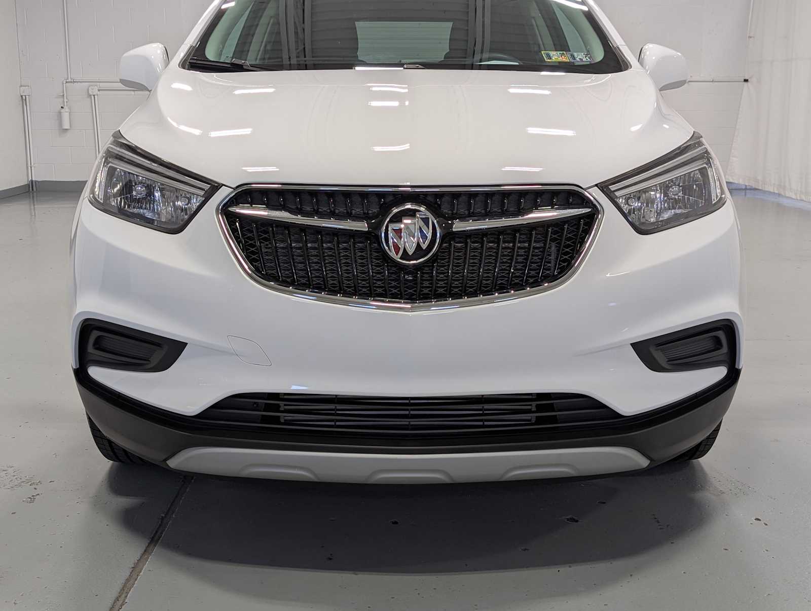 2021 Buick Encore Preferred photo 2