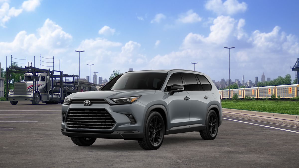2026 Toyota Grand Highlander Nightshade's photo