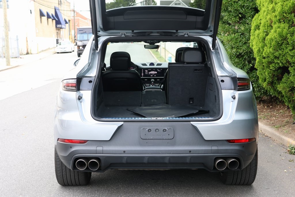 2020 Porsche Cayenne Coupe S photo 18