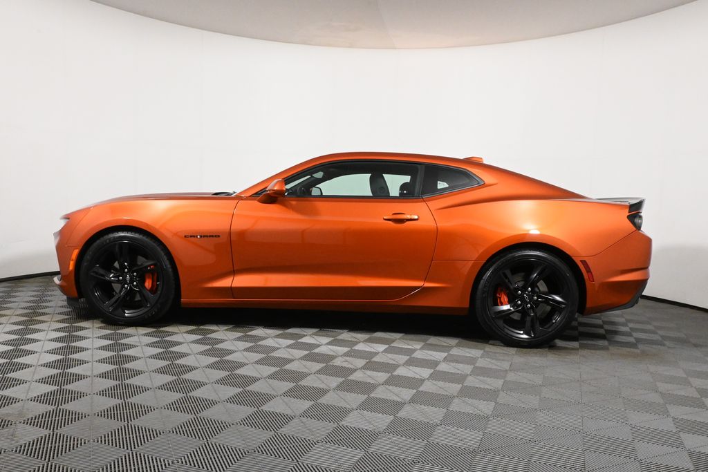 2024 Chevrolet Camaro 2SS photo 2
