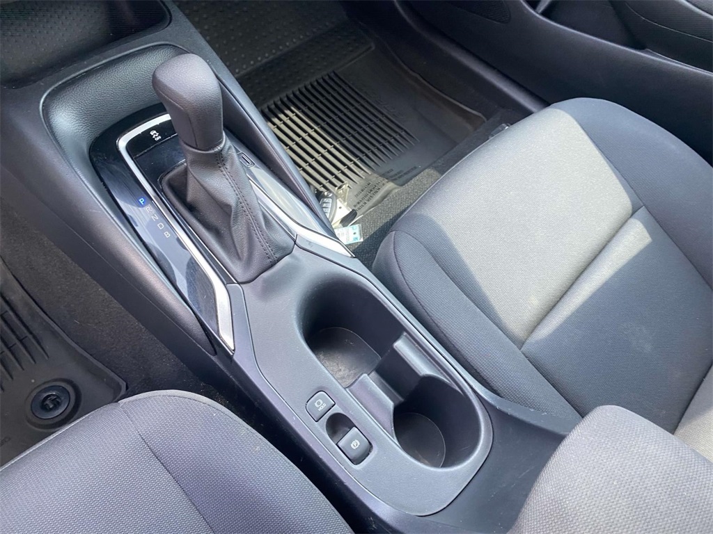 2023 Toyota Corolla LE photo 17