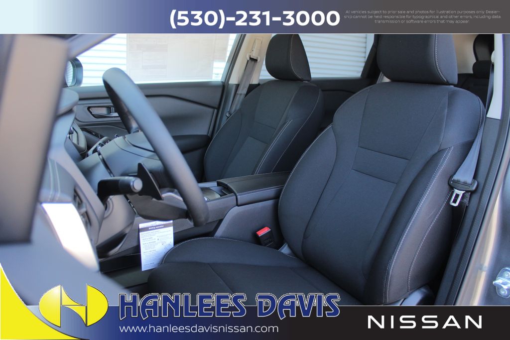 2026 Nissan Rogue S photo 12