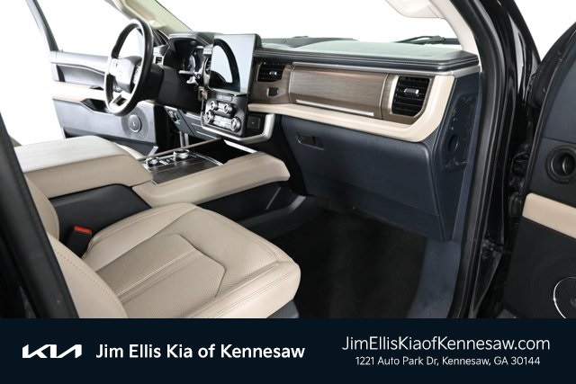 2023 Ford Expedition Limited photo 11