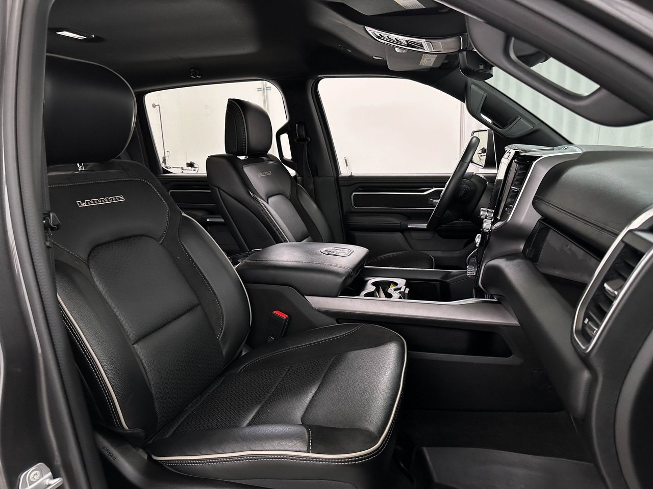 2022 Ram 1500 Laramie photo 19