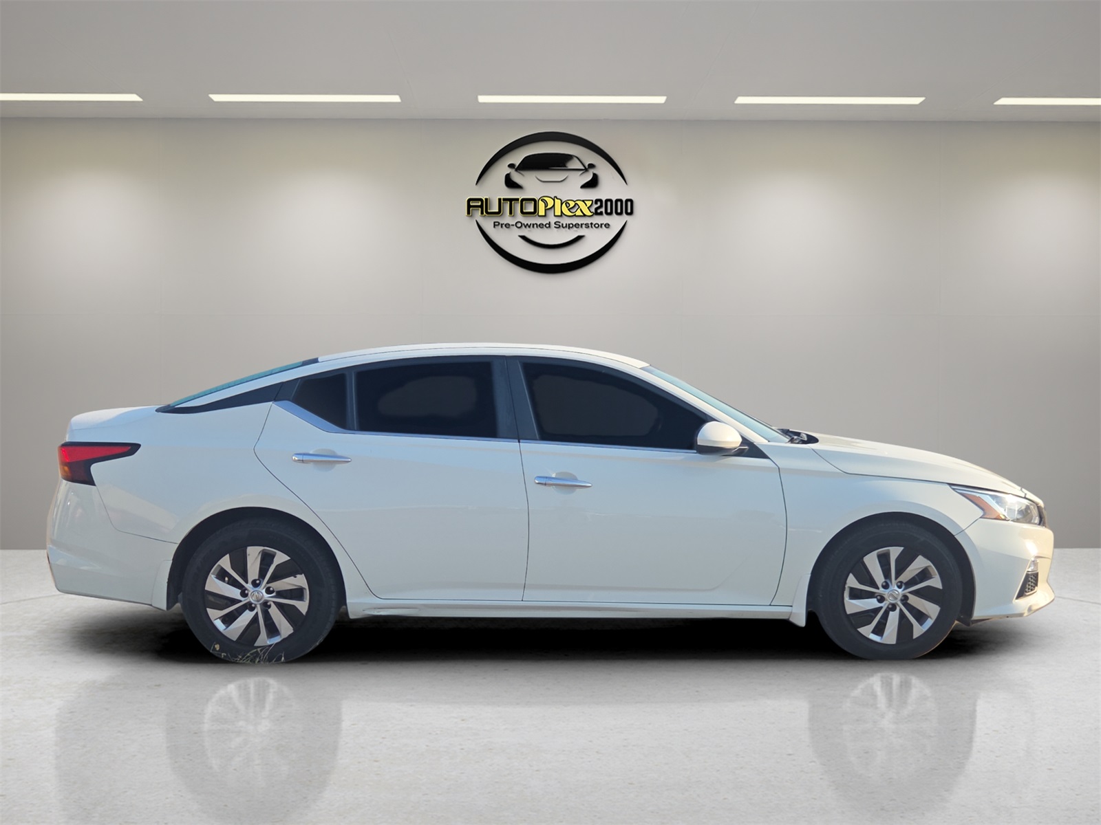 2020 Nissan Altima 2.5 S photo 8