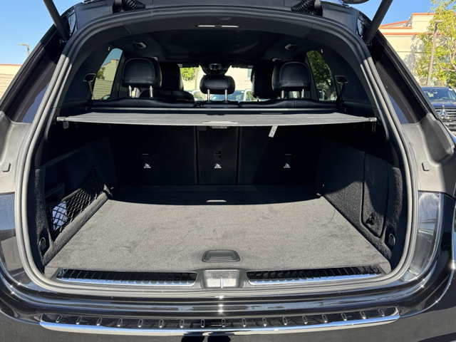 2026 Mercedes Benz GLE 580 4MATIC photo 4