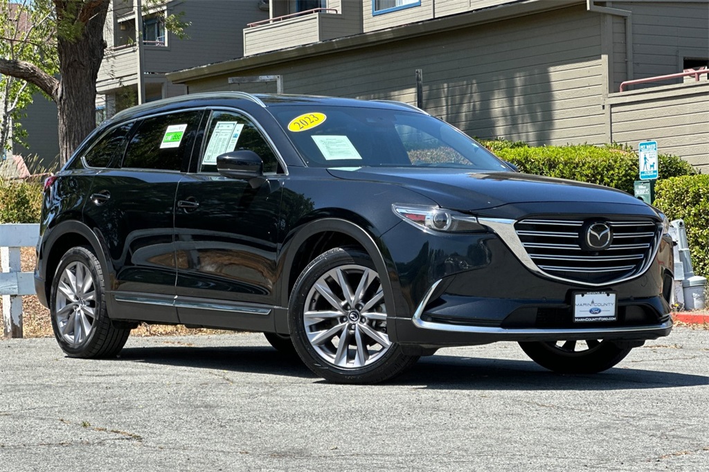 2023 Mazda CX-9 Grand Touring photo 2