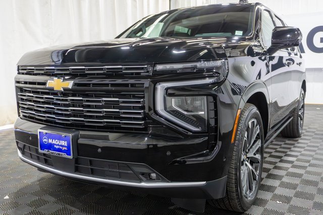2025 Chevrolet Tahoe High Country photo 2