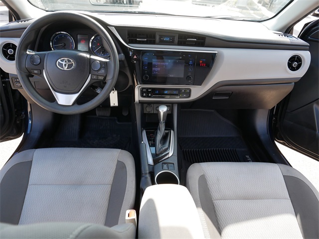 2019 Toyota Corolla LE photo 21