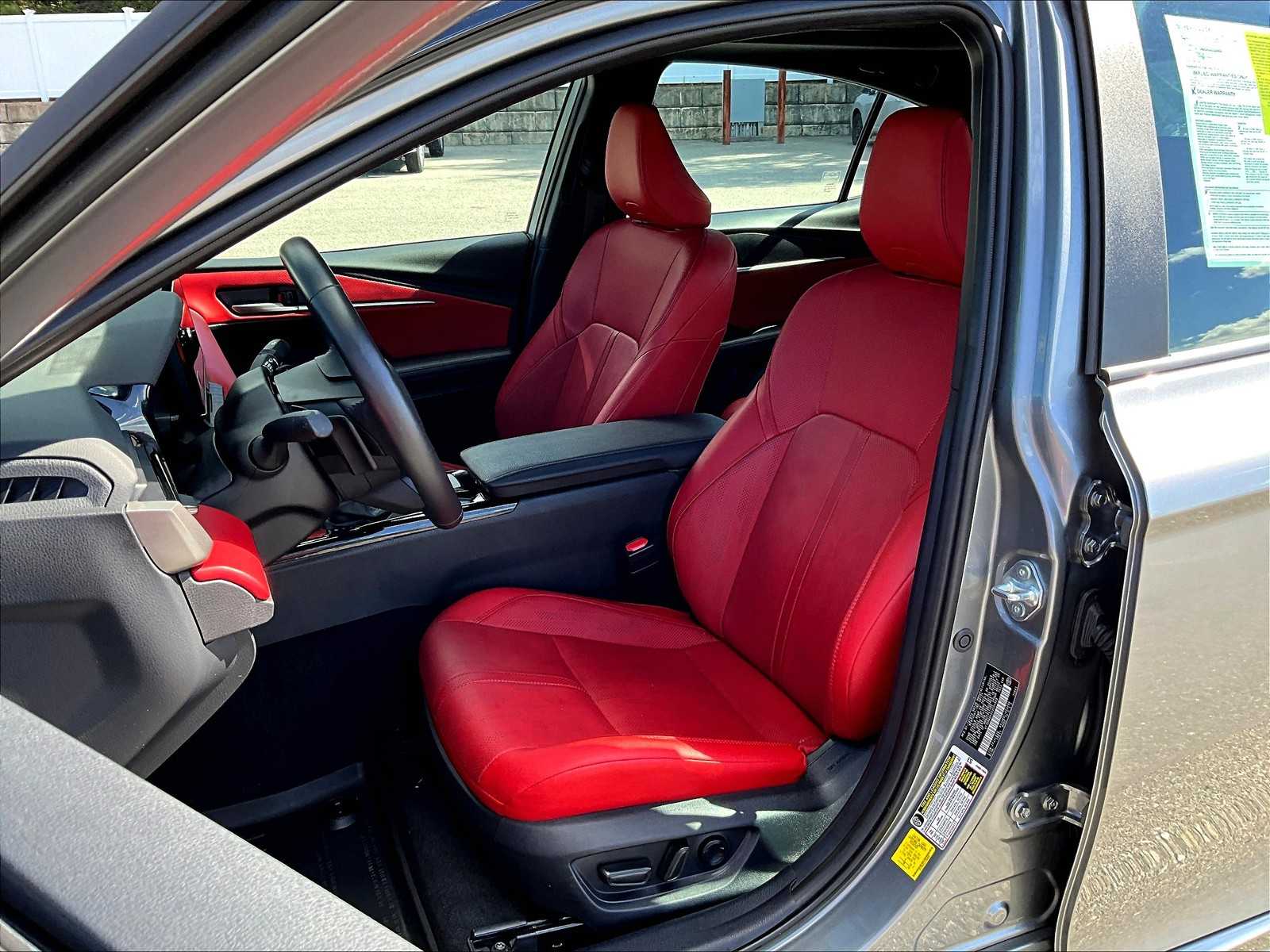 2025 Toyota Camry XSE photo 10
