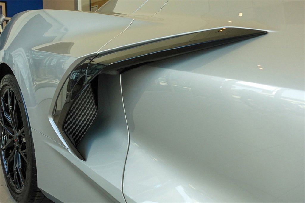 2026 Chevrolet Corvette Stingray 2LT photo 5
