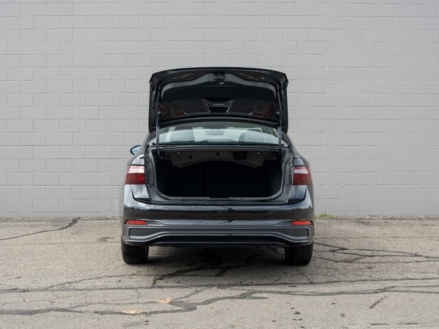 2023 Volkswagen Jetta 1.5T SE photo 14