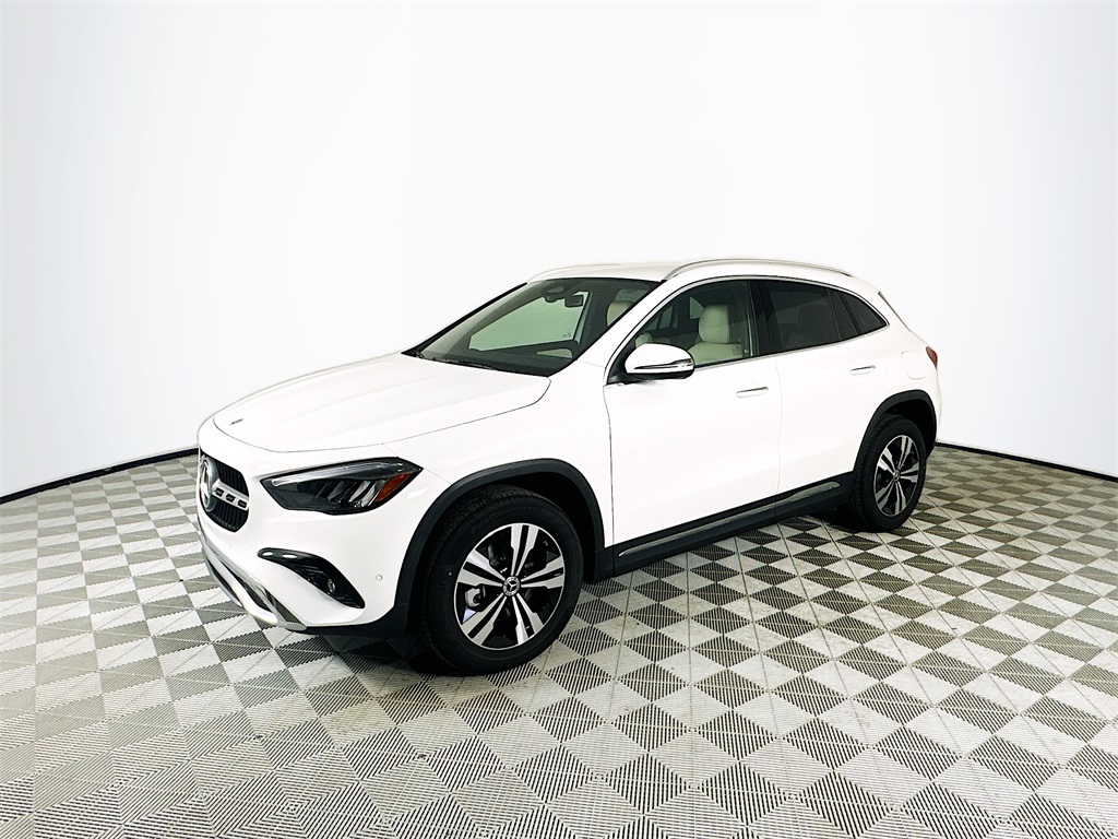 2026 Mercedes Benz GLA 250 photo 2