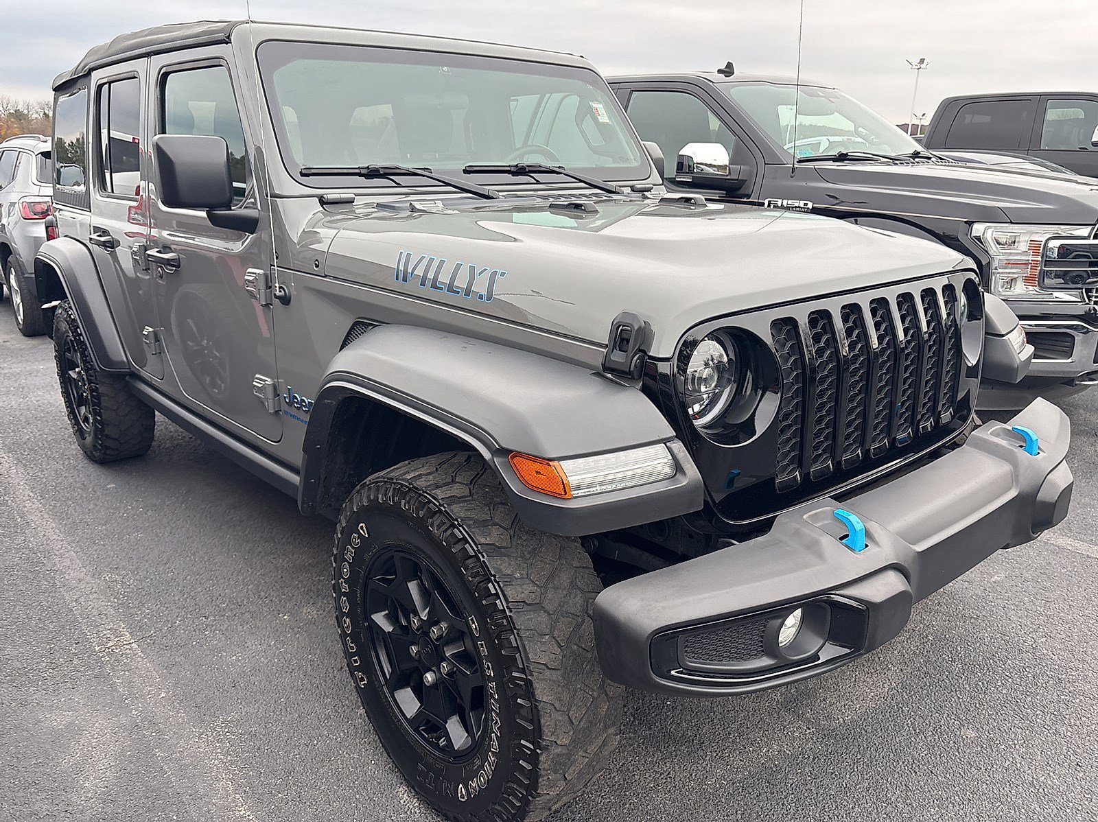 2023 Jeep Wrangler Base 4xe photo 3