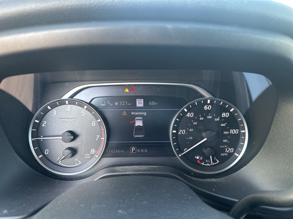 2020 Nissan Titan SL photo 3