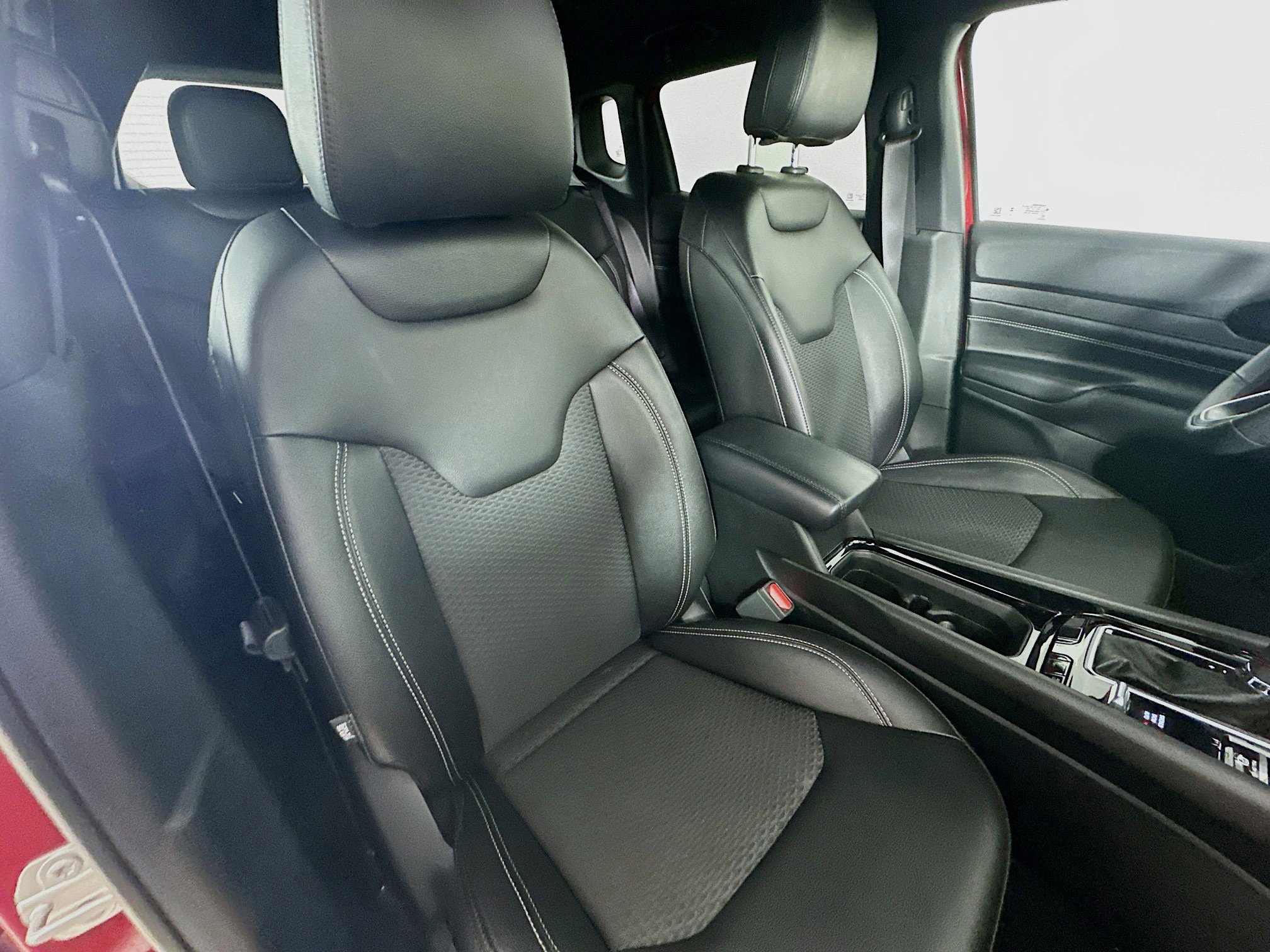 2023 Jeep Compass Altitude photo 26