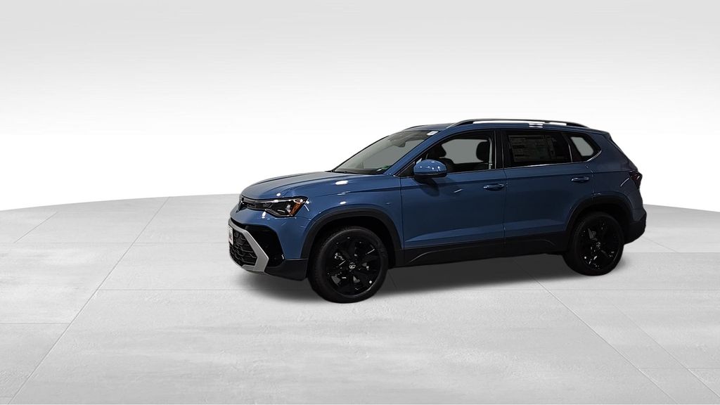 2025 Volkswagen Taos SE photo 2