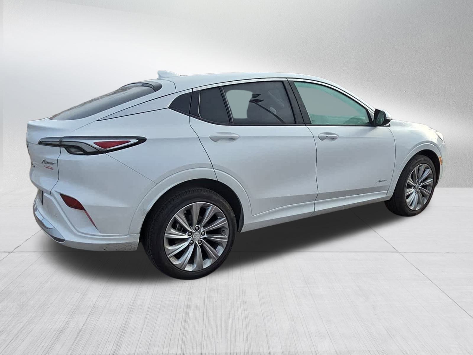 2024 Buick Envista Avenir photo 3