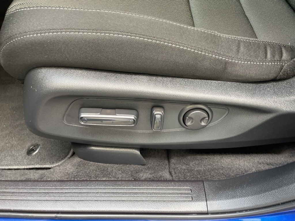 2025 Honda CR-V EX photo 11