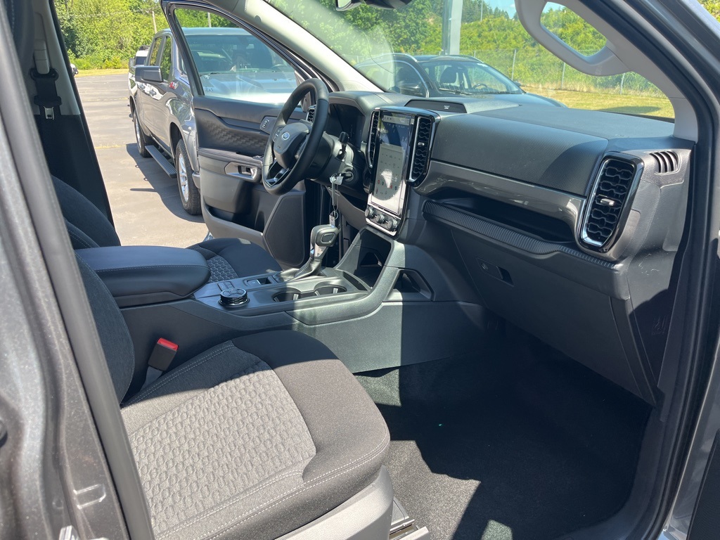 2025 Ford Ranger XLT photo 27