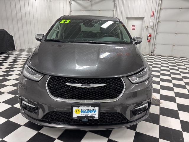 Used 2023 Chrysler Pacifica Hybrid Limited with VIN 2C4RC1S73PR604169 for sale in Rochester, Minnesota