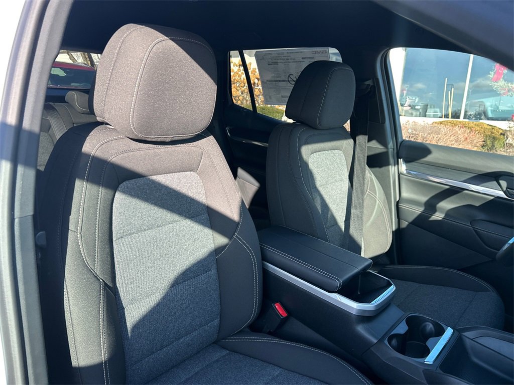 2026 GMC TERRAIN - Image 34