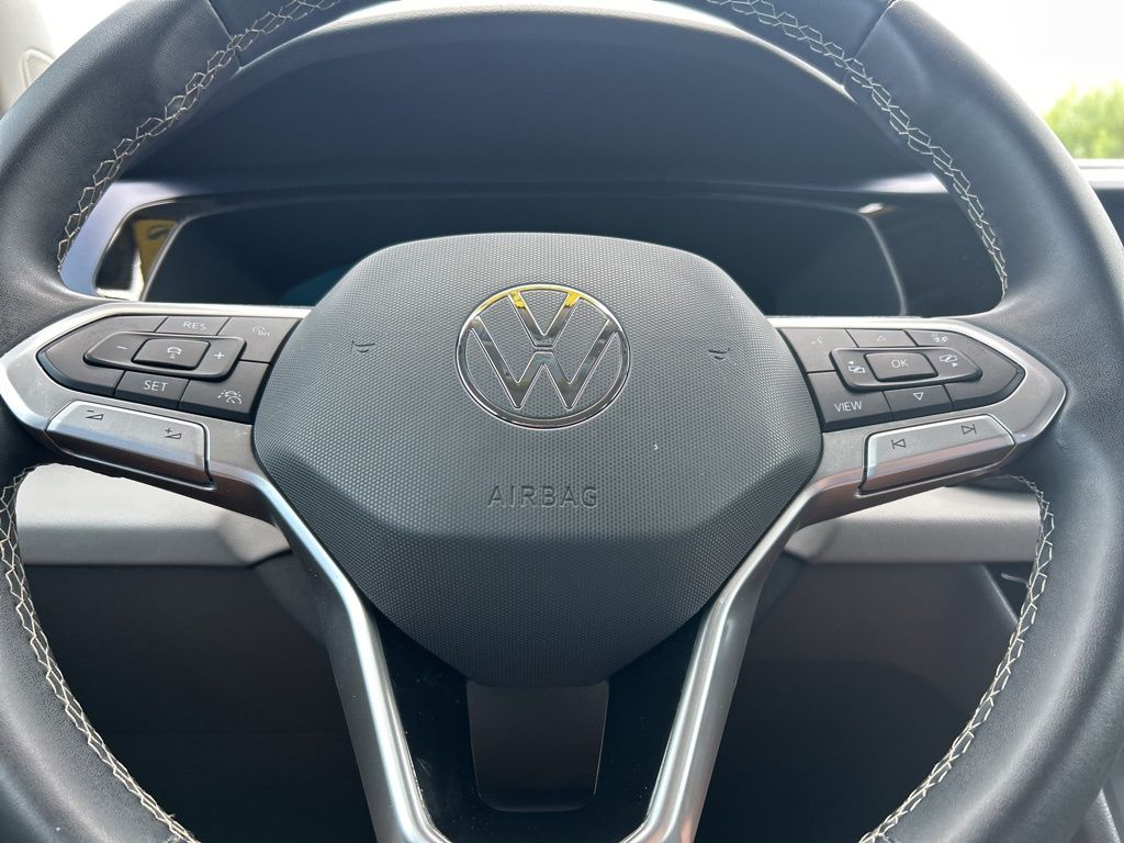 2022 Volkswagen Taos SE photo 15
