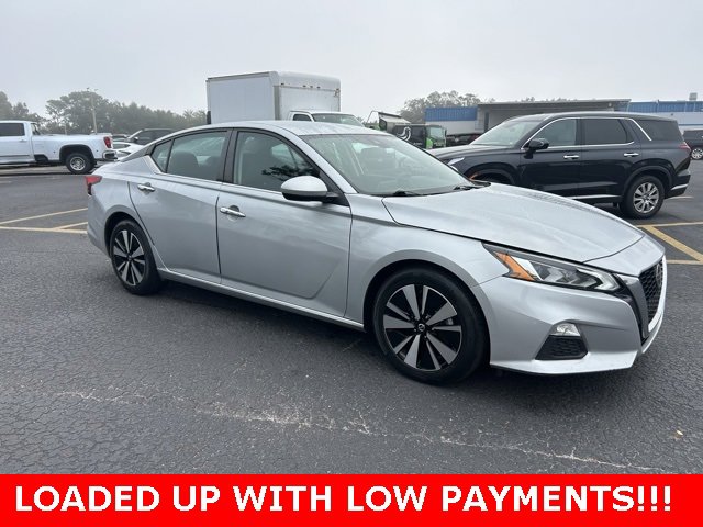 2022 Nissan Altima SV