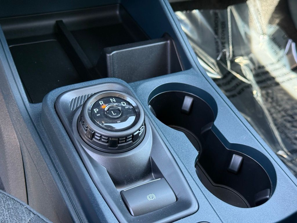 2025 Ford Maverick XLT photo 13