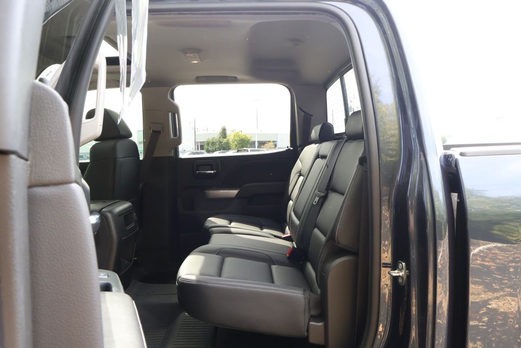 2018 Chevrolet Silverado 1500 LTZ photo 41