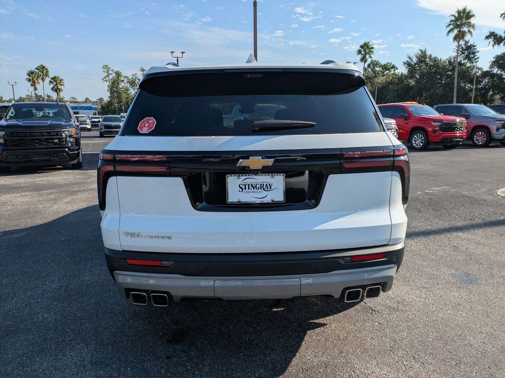 2026 Chevrolet Traverse photo 4