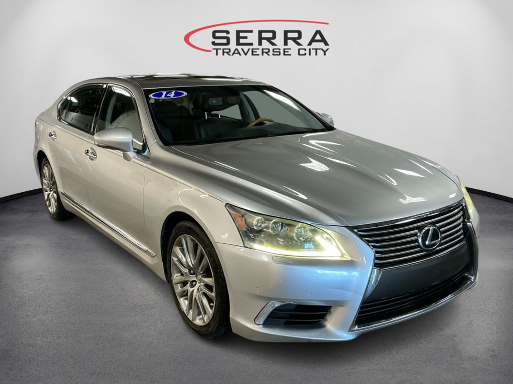 2014 Lexus LS 460 L photo 3