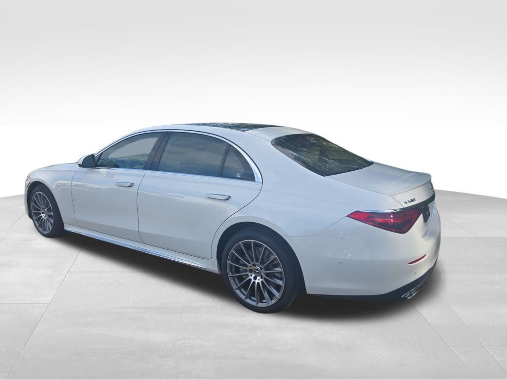 2026 Mercedes Benz S 580 4MATIC photo 3