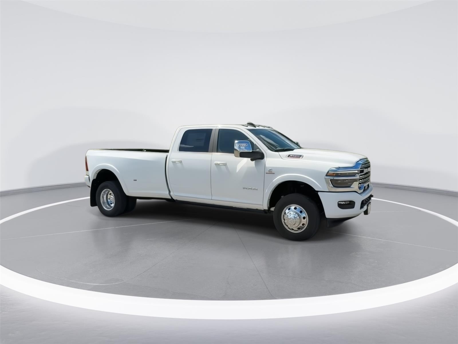2026 Ram 3500 Longhorn photo 2