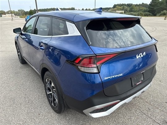 2023 Kia Sportage EX photo 4