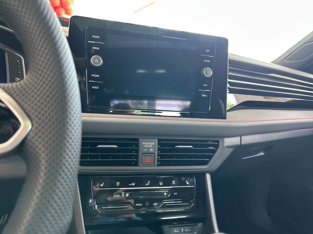 2025 Volkswagen Jetta GLI 2.0T Autobahn photo 24