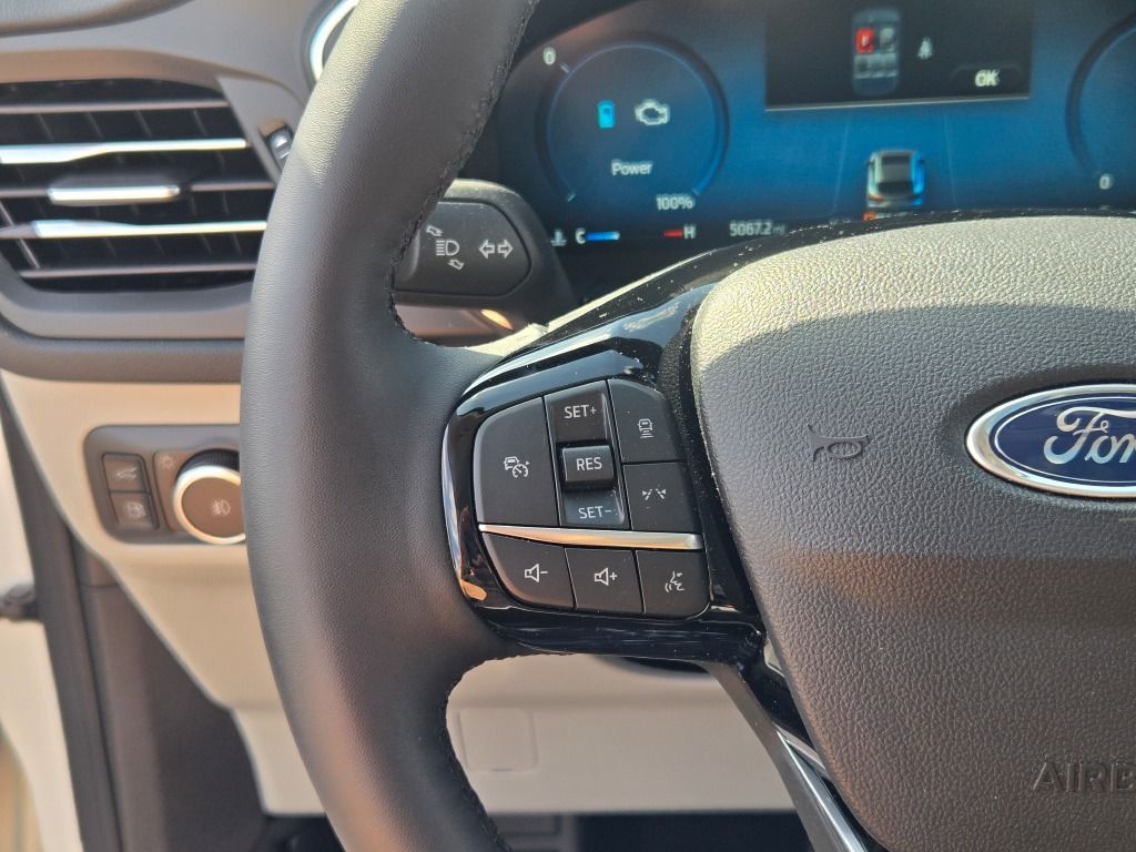 2024 Ford Escape Plug-In Hybrid Base photo 25
