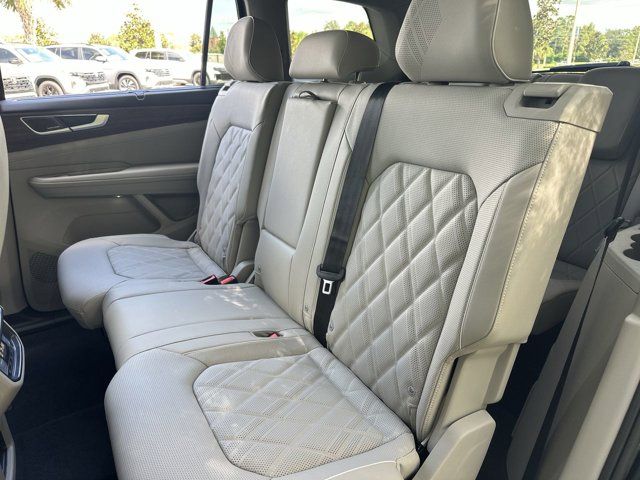 2026 Volkswagen Atlas SEL Premium R-Line photo 13