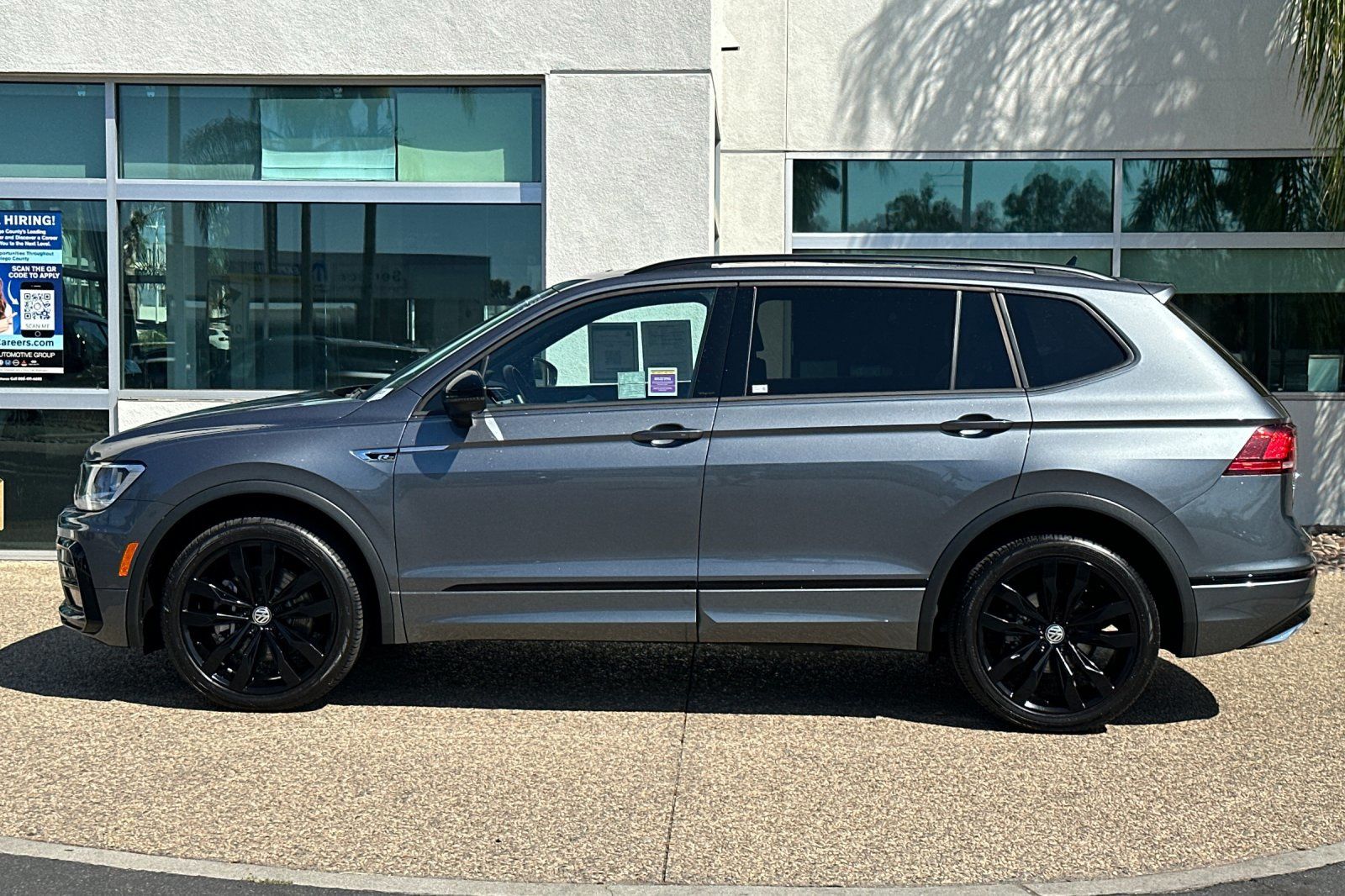 2021 Volkswagen Tiguan SE R-Line Black photo 7