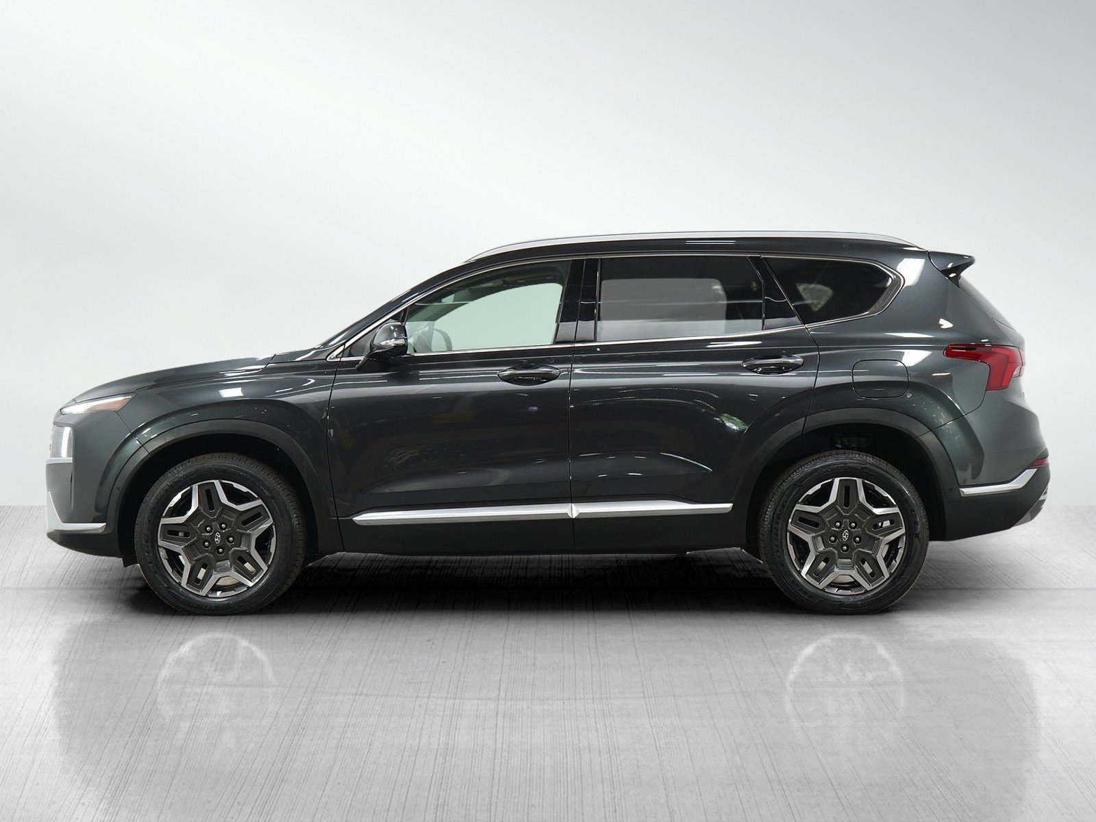 Used 2023 Hyundai Santa Fe Limited with VIN 5NMS4DAL5PH529435 for sale in Burnsville, Minnesota