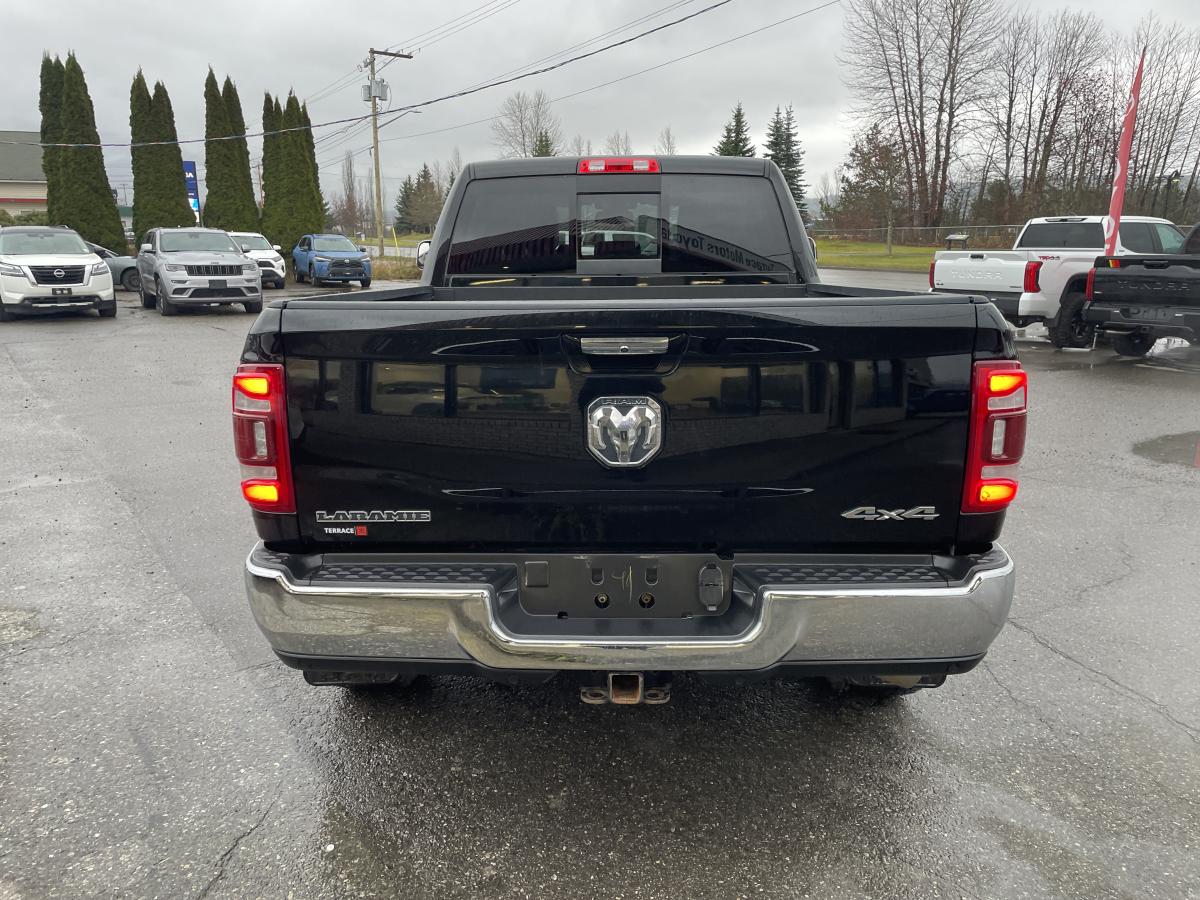 2022 Ram 3500 Laramie photo 3