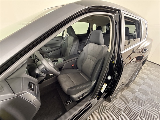 2026 Nissan Rogue SV photo 3