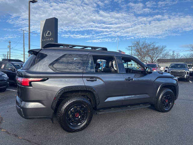 2023 Toyota Sequoia TRD Pro photo 3