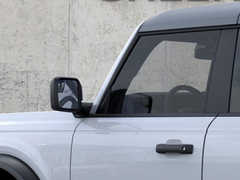 2025 Ford Bronco Base photo 19