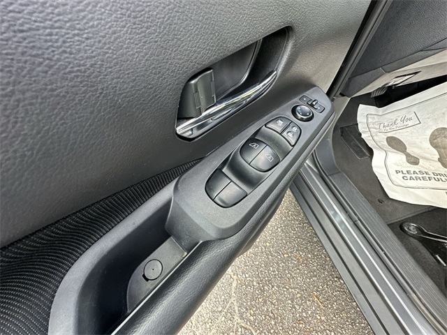 2024 Nissan Kicks SV photo 13